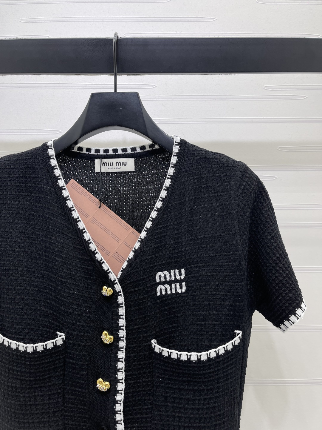 Women's short sleeves